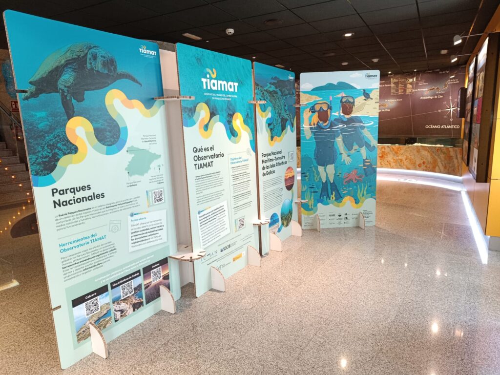 El Observatorio TIAMAT inaugura su nueva exposición modular en Cabrera, Islas Atlánticas de Galicia y Doñana por el Día Mundial del Medio Ambiente.